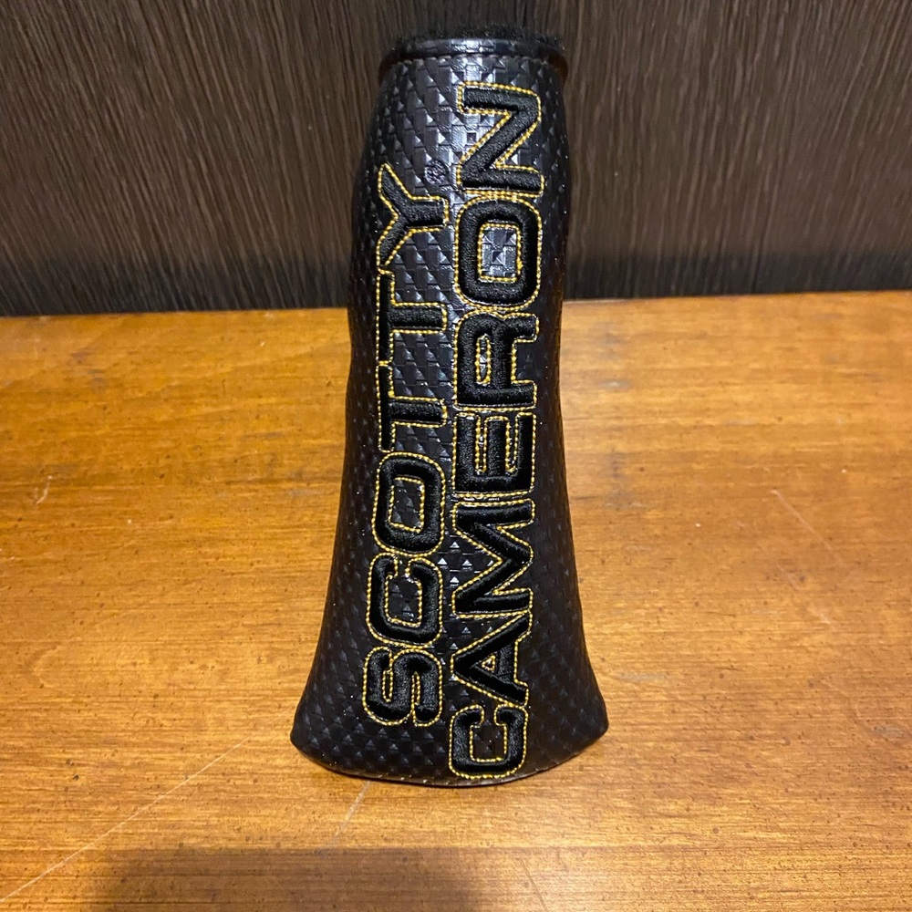 Scotty Cameron putter cover 10/10